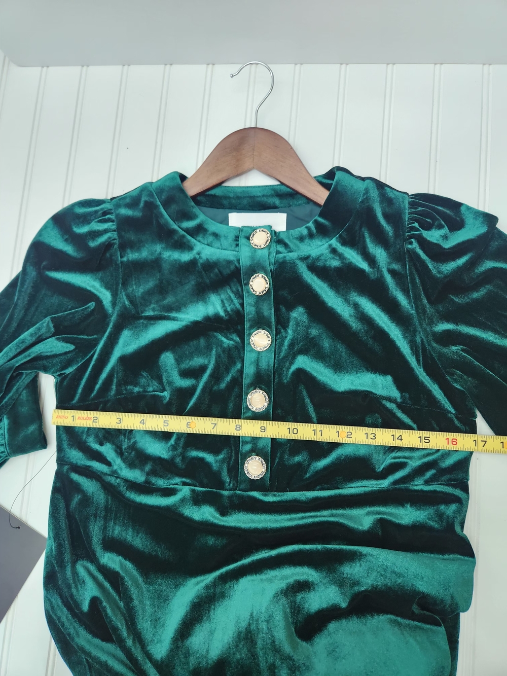 Elegant Emerald Green Velvet Midi Dress with Long Sleeves and Pockets Size S - Picture 13 of 13